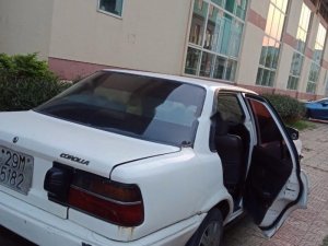 Toyota Corolla 1990 - Thanh lý xe Toyota Corolla 1.3 MT 1990, màu trắng, xe nhập