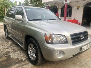 Toyota Highlander 2005 - Cần bán lại xe Toyota Highlander năm sản xuất 2005, màu bạc chính chủ, giá chỉ 400 triệu