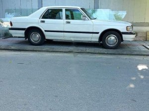 Toyota Crown 1988 - Cần bán xe Toyota Crown năm 1988, màu trắng, giá chỉ 65 triệu