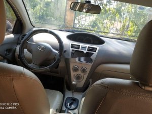 Toyota Yaris 2010 - Cần bán Toyota Yaris sản xuất 2010, nhập khẩu nguyên chiếc xe gia đình, giá tốt