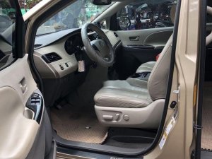 Toyota Sienna   2.7  2010 - Bán Toyota Sienna 2.7 sản xuất 2010, xe nhập