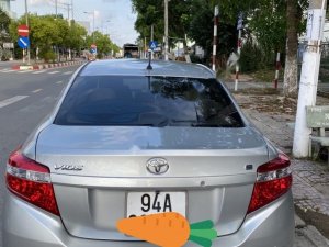 Toyota Vios 2016 - Bán Toyota Vios E đời 2016, màu bạc, số tự động