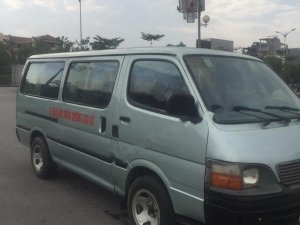 Toyota Hiace 2.0 2001 - Cần bán Toyota Hiace sản xuất năm 2001, màu nâu, nhập khẩu, giá tốt