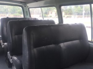 Toyota Hiace 2.0 2001 - Cần bán Toyota Hiace sản xuất năm 2001, màu nâu, nhập khẩu, giá tốt