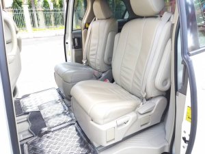 Toyota Previa   2010 - Bán Toyota Previa 2010, màu trắng, nhập khẩu  