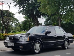 Toyota Crown 1996 - Bán Toyota Crown 1996, màu đen, xe nhập, 450 triệu