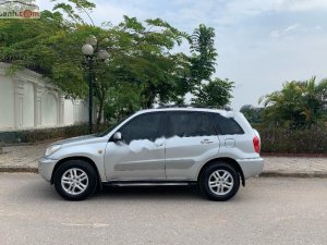 Toyota RAV4 2002 - Cần bán Toyota RAV4 đời 2002, màu bạc, nhập khẩu nguyên chiếc chính hãng