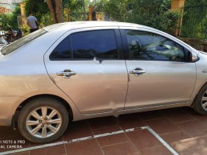 Toyota Yaris 2010 - Bán Toyota Yaris đời 2010, màu bạc, xe nhập 