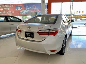 Toyota Corolla Altis 1.8G 2019 - Bán Toyota Corolla Altis 1.8G 2019 số tự động, trả trước 200tr, hỗ trợ LS 0%