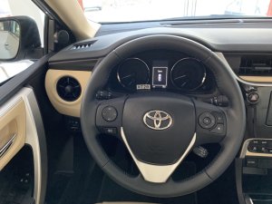 Toyota Corolla Altis 1.8G 2019 - Bán Toyota Corolla Altis 1.8G 2019 số tự động, trả trước 200tr, hỗ trợ LS 0%