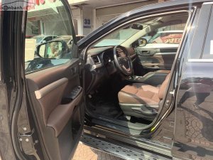 Toyota Highlander  2.7 LE 2017 - Bán Toyota Highlander 2.7 LE sản xuất 2017, màu đen, xe nhập