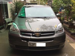 Toyota Sienna XLE 3.3 2003 - Bán ô tô Toyota Sienna XLE 3.3 năm 2003, màu xám, nhập khẩu nguyên chiếc