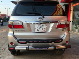 Toyota Fortuner 2009 - Cần bán xe Toyota Fortuner sản xuất năm 2009, màu bạc, giá tốt