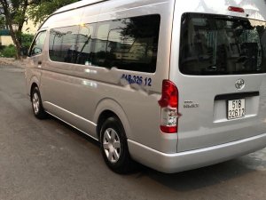 Toyota Hiace 3.0 2019 - Cần bán Toyota Hiace 3.0 năm 2019, màu bạc, xe nhập