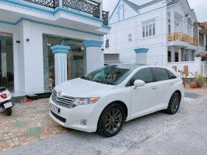 Toyota Venza 2010 - Bán ô tô Toyota Venza 2010, màu trắng, 850 triệu