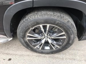 Toyota Highlander 2017 - Cần bán gấp Toyota Highlander LE 2.7L năm 2017, màu đen, nhập khẩu chính chủ