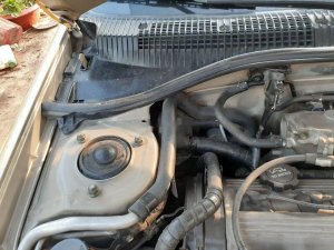 Toyota Corona   1993 - Cần bán Toyota Corona 1993, nhập khẩu nguyên chiếc số sàn, giá chỉ 148 triệu