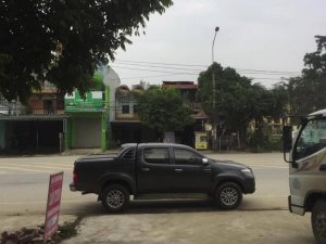 Toyota Hilux 3.0G 4x4 MT 2011 - Bán ô tô Toyota Hilux 3.0G 4x4 MT 2011, màu đen, nhập khẩu