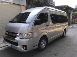 Toyota Hiace   2018 - Bán Toyota Hiace 3.0 sản xuất năm 2018, màu bạc, nhập khẩu Thái Lan