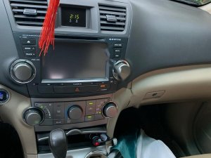 Toyota Highlander 2010 - Cần bán gấp Toyota Highlander sản xuất năm 2010, xe nhập chính chủ