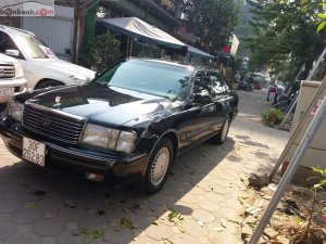 Toyota Crown Royal Saloon 3.0 AT 1997 - Cần bán Toyota Crown Royal Saloon 3.0 AT sản xuất 1997, màu đen, nhập khẩu nguyên chiếc số tự động, giá tốt