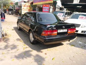 Toyota Crown Royal Saloon 3.0 AT 1997 - Cần bán Toyota Crown Royal Saloon 3.0 AT sản xuất 1997, màu đen, nhập khẩu nguyên chiếc số tự động, giá tốt