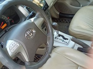 Toyota Corolla 2008 - Cần bán lại xe Toyota Corolla GLi 1.8 AT năm sản xuất 2008, màu đen, xe nhập, giá chỉ 390 triệu