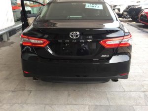 Toyota Camry 2.5Q 2020 - Cần bán Toyota Camry 2.5Q sản xuất 2020, màu đen, giá ưu đãi, trả góp 80% giá trị xe 
