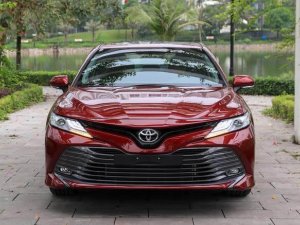 Toyota Camry 2.5Q 2020 - Xe Toyota Camry 2.5Q đời 2020, màu đỏ, nhập khẩu nguyên chiếc 