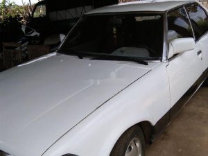 Toyota Corona   1982 - Bán xe Toyota Corona 1982, màu trắng, nhập khẩu nguyên chiếc