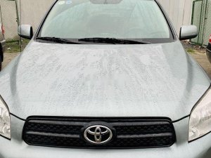 Toyota RAV4    2007 - Cần bán gấp Toyota RAV4 năm 2007, màu bạc, nhập khẩu nguyên chiếc