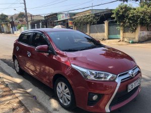 Toyota Yaris   2017 - Cần bán xe Toyota Yaris năm sản xuất 2017, màu đỏ như mới, giá tốt