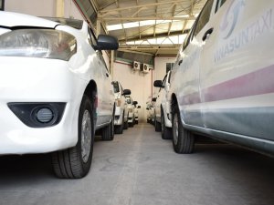 Toyota Innova J 2014 - Bán xe Toyota Innova J đời 2014, màu trắng, giá tốt