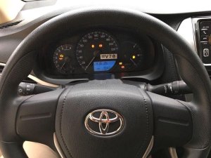 Toyota Vios 2019 - Bán Toyota Vios sản xuất năm 2019, màu vàng