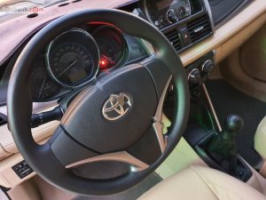 Toyota Vios 2016 - Cần bán gấp Toyota Vios đời 2016, màu bạc như mới