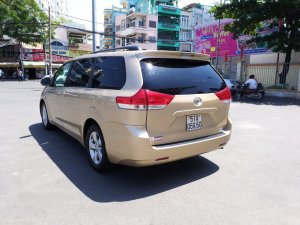Toyota Sienna 3.5LE 2011 - Bán Toyota Sienna 3.5LE năm 2011, màu vàng cát, nhập khẩu