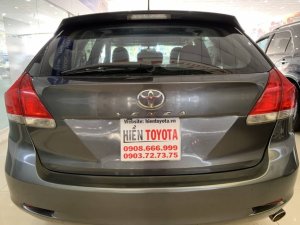 Toyota Venza  2.7L  2010 - Cần bán gấp Toyota Venza 2.7L đời 2010, màu xám, nhập khẩu như mới, giá 750tr