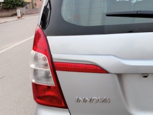 Toyota Innova 2007 - Cần bán lại xe Toyota Innova sản xuất 2007, màu bạc, giá rẻ
