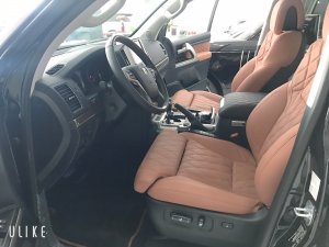 Toyota Land Cruiser MBS 2021 - Bán xe Toyota Landcruiser 5.7V8 MBS 4 ghế Vip sản xuất 2021, màu đen, nội thất da nâu