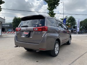 Toyota Innova G 2017 - Cần bán xe 7 chỗ, số tự động giá tốt