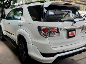 Toyota Fortuner V 4x2 TRD 2015 - Cần bán xe Toyota Fortuner V 4x2 TRD 2015, màu trắng, giá 725tr