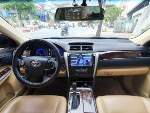 Toyota Camry 2.0E 2017 - Bán Toyota Camry 2.0E đời 2017, màu đen - giá thương lượng