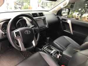Toyota Prado 2017 - Bán xe Toyota Prado TXL sản xuất 2017 đăng ký cá nhân chạy 31.000km