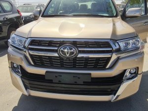 Toyota Land Cruiser 2021 - Bán Toyota Landcruiser VX-S 4.6V8 Trung Đông màu vàng cát xe 2021 nhập mới 100%