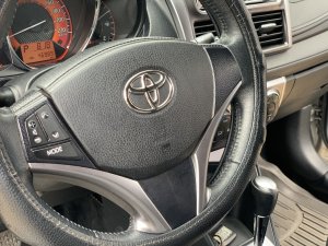 Toyota Yaris 1.3G 2014 - Bán Toyota Yaris 1.3G năm 2014, màu bạc, nhập khẩu, giá tốt