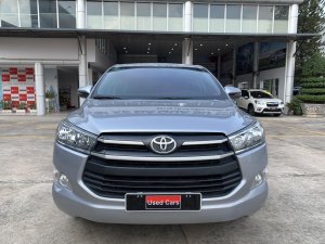 Toyota Innova 2017 - Bán Toyota Innova 2.0G 2017, màu bạc, giá tốt