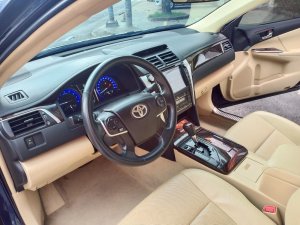 Toyota Camry 2016 - Bán xe Toyota Camry 2.0E đời 2016, giá ưu đãi