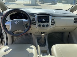 Toyota Innova 2016 - Bán Toyota Innova 2.0E đời 2016, màu bạc, giá khuyến mãi