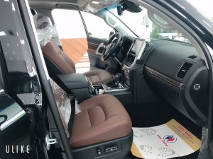 Toyota Land Cruiser 4.5V8 2021 - Bán Toyota Land Cruiser 4.5V8 máy dầu 2021, màu đen nhập mới