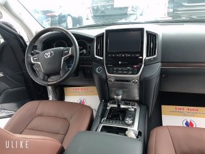 Toyota Land Cruiser 4.5V8 2021 - Bán Toyota Land Cruiser 4.5V8 máy dầu 2021, màu đen nhập mới